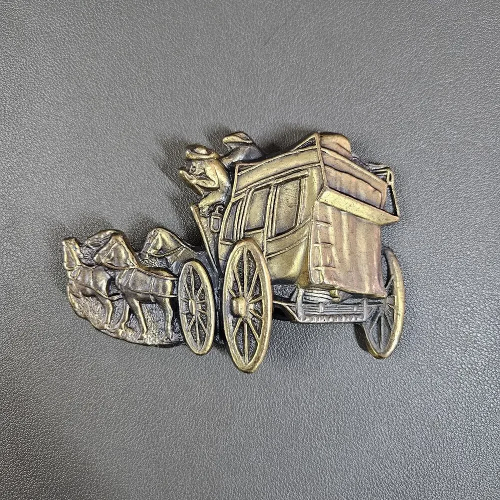 Vtg Stagecoach Western Belt Buckle Yellowstone Cowboy Rugged 3D Yeehaw